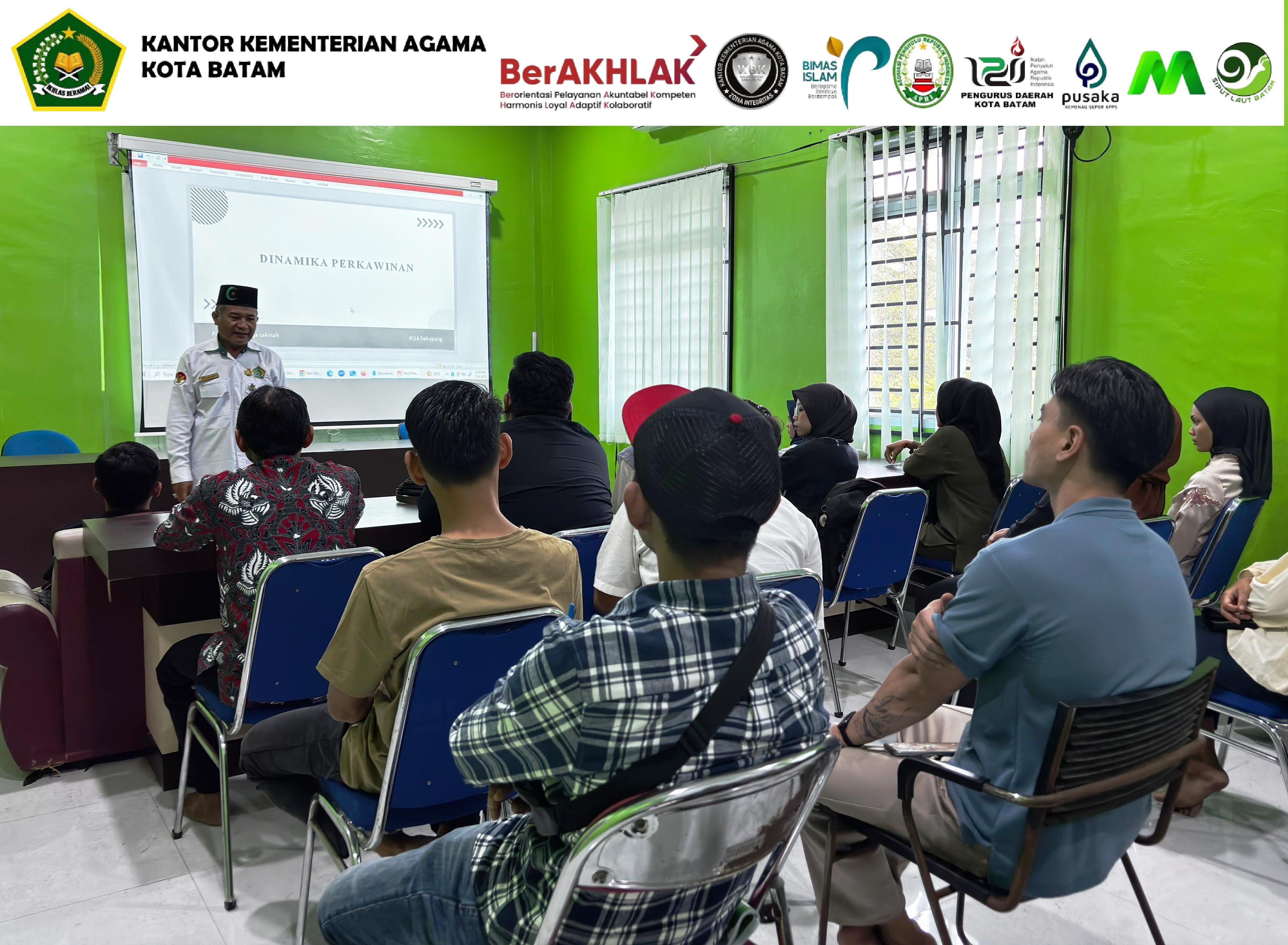 Bimbingan Pra Nikah di KUA Sekupang: Bekal 13 Pasang Calon Pengantin Hadapi Dinamika Pernikahan